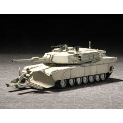M1A1 with Mine Clearing Blade System - Trumpeter 07277