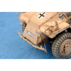 Sd.Kfz. 222 Leichter Panzerspahwagen 2cm - Hobby Boss 82442