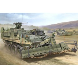 M1132 Stryker Engineer Squad Vehicle w/SMP-Surface Mine Plow/AMP - Trumpeter 01575