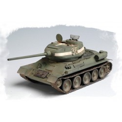 T-34/85 (Model 1944 angle-jointed turret) Tank - Hobby Boss 84809