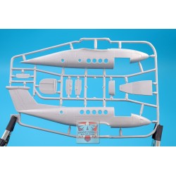Beechcraft UC/TC-12B "Huron" - A&A Models 7240