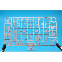 Mirage 2000D w/ SCALP-EG Missile (3x camo) - Modelsvit 72075