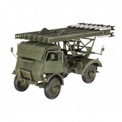 BM-13-16 on WOT 8 - Revell Plastic ModelKit 03338