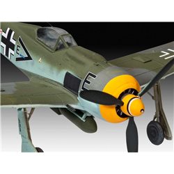 Focke Wulf Fw190 F-8 - Revell Plastic ModelKit 03898