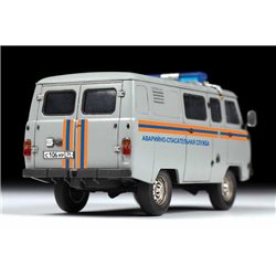 Emergency Service UAZ "3909" - Zvezda Model Kit 43002